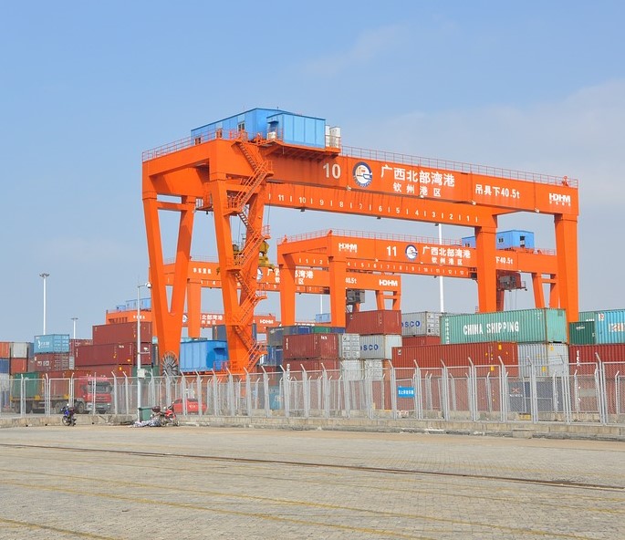 přístav Qinzhou, Čína